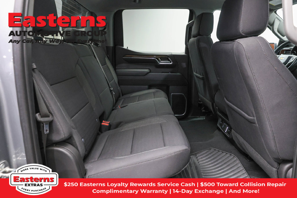 Used 2023 Chevrolet Silverado 1500 LT AWD/4WD image 26