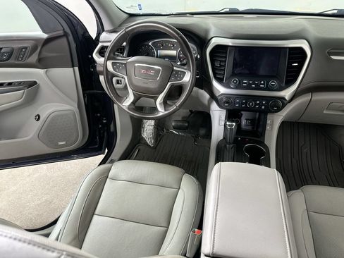 Used 2019 GMC Acadia SLT FWD image 18