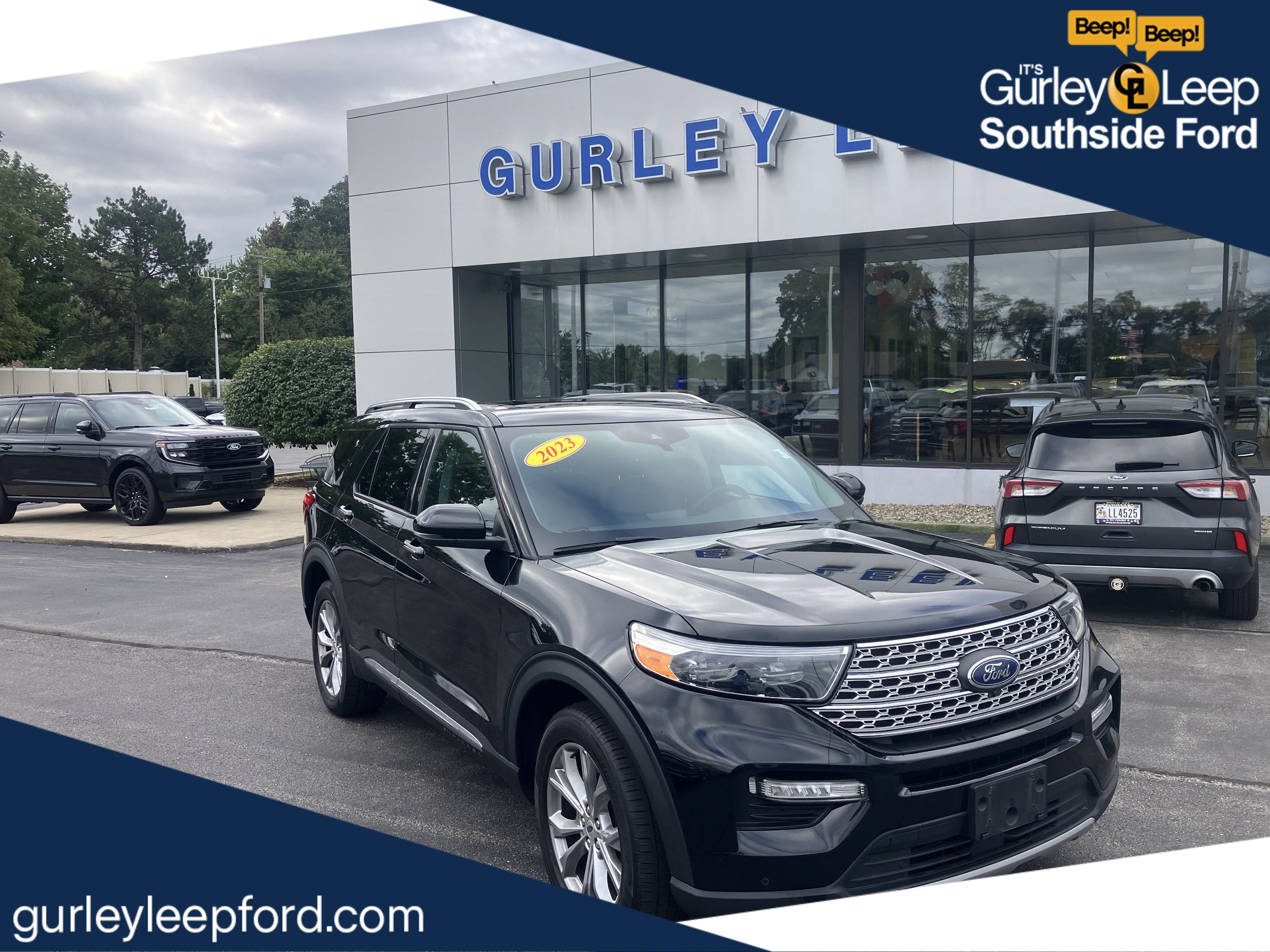 Certified 2023 Ford Explorer Limited AWD/4WD image 1