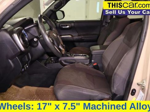 Used 2017 Toyota Tacoma TRD Sport w/ Tow Package image 21
