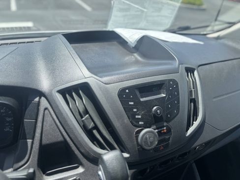 Used 2018 Ford Transit 250 148 Low Roof RWD image 15