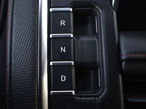 Used 2022 Chevrolet Tahoe RST w/ Luxury Package image 17