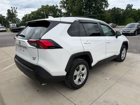 Used 2019 Toyota RAV4 XLE w/ All Weather Liner Package AWD/4WD image 8