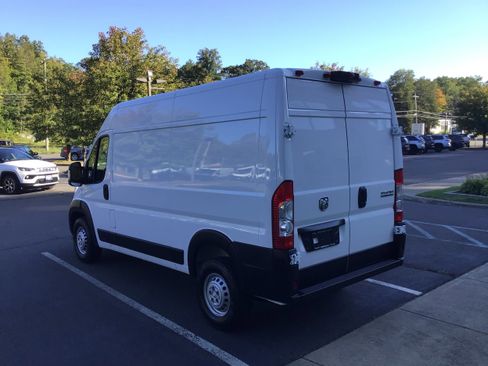 New 2025 RAM ProMaster 1500 w/ Premium Convenience Group image 5