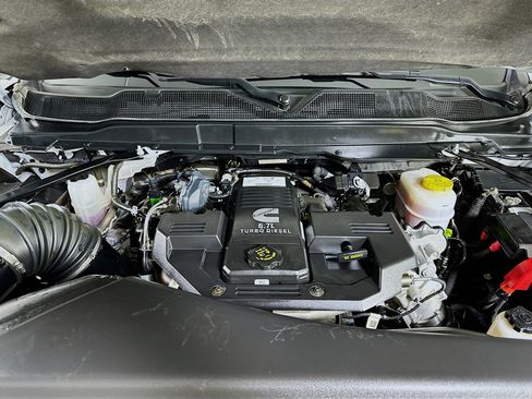 Used 2024 RAM 2500 Laramie w/ Safety Group image 32