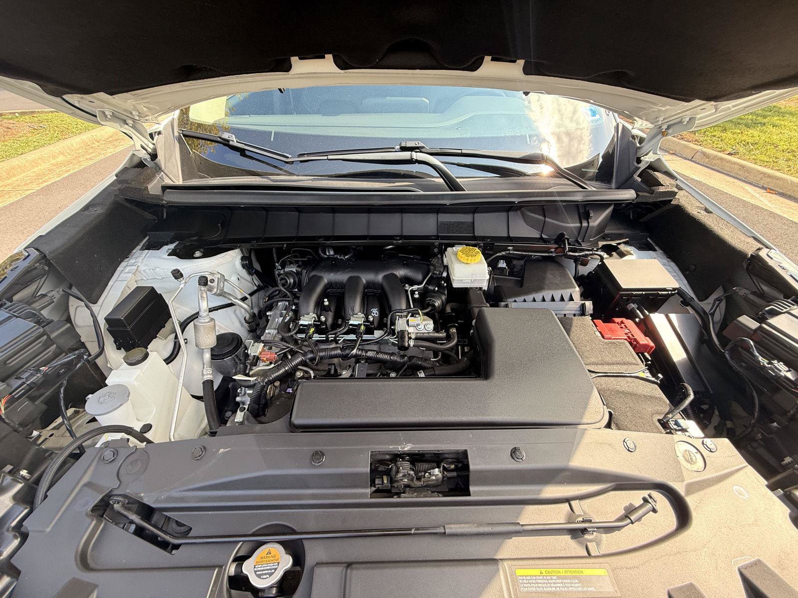Used 2023 Nissan Pathfinder SL AWD/4WD image 11