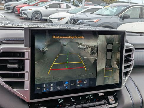 Used 2025 Toyota Tundra Platinum AWD/4WD image 38