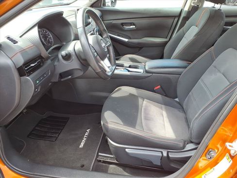Certified 2024 Nissan Sentra SR w/ Trunk Package FWD image 10