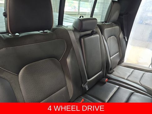Used 2022 RAM 1500 Laramie AWD/4WD image 11