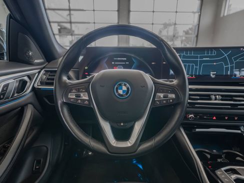 Used 2023 BMW i4 eDrive35 RWD image 9
