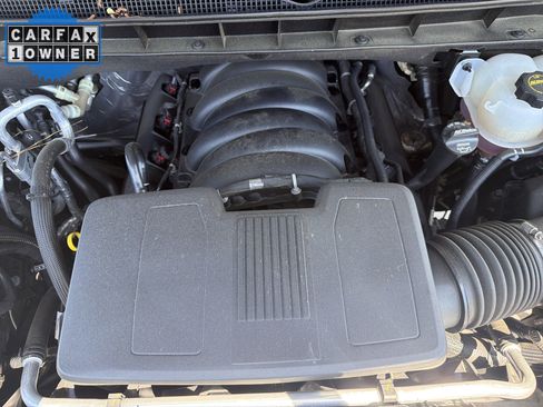 Used 2025 Chevrolet Suburban Premier AWD/4WD image 36