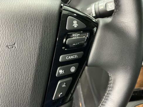 Used 2024 Nissan Armada SL w/ Captain's Chairs Package image 16