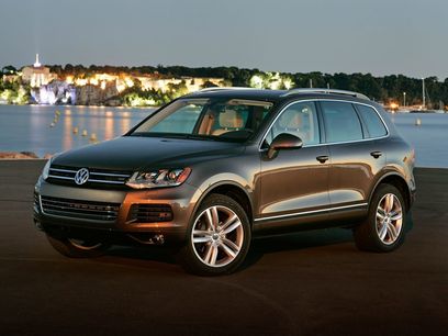 Used 2013 Volkswagen Touareg Executive