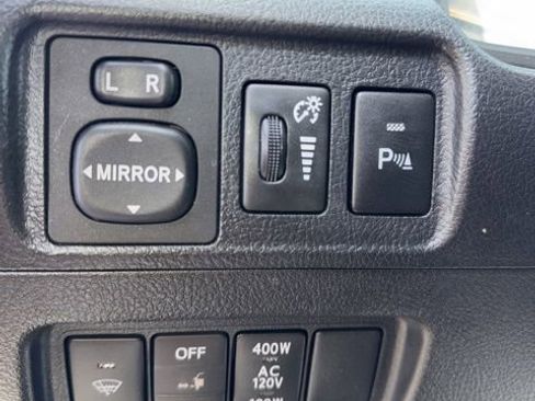 Used 2019 Toyota 4Runner Limited image 14