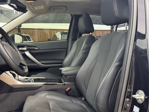 Used 2023 Mitsubishi Eclipse Cross SE image 6