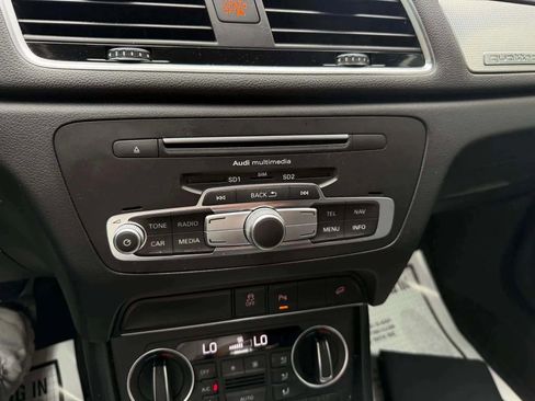 Used 2018 Audi Q3 2.0T Premium Plus w/ Premium Plus Package image 24