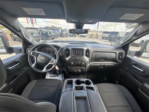 Used 2022 Chevrolet Silverado 2500 Custom w/ Custom Convenience Package image 19