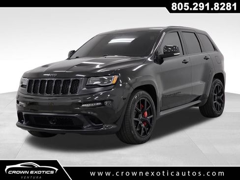 Used 2016 Jeep Grand Cherokee SRT image 3