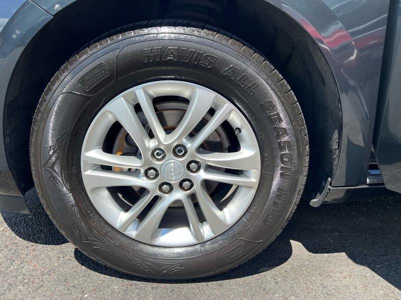Used 2020 Buick Enclave Essence AWD/4WD image 30