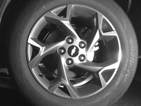 Used 2025 Chevrolet Trax LT FWD image 14
