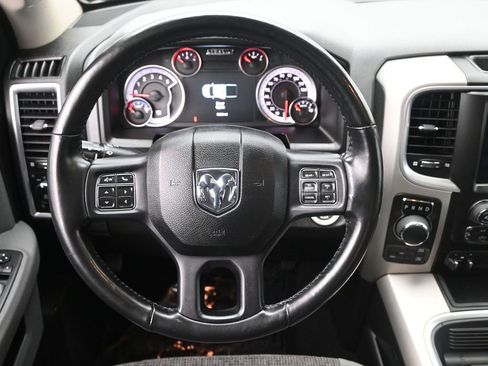 Used 2019 RAM 1500 Classic SLT w/ Black Appearance Group image 22