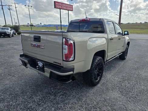 Used 2022 GMC Canyon AT4 AWD/4WD image 7