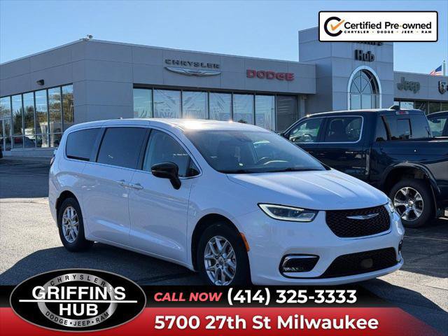Certified 2024 Chrysler Pacifica Touring-L FWD image 1