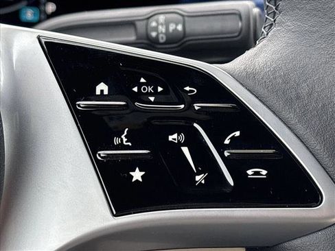 Certified 2025 Mercedes-Benz GLB 250 image 15