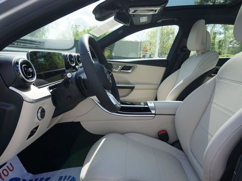 Certified 2025 Mercedes-Benz C 300 4MATIC Sedan image 14