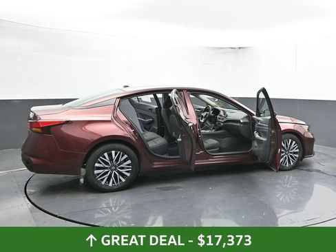 Used 2023 Nissan Altima 2.5 SV FWD image 54