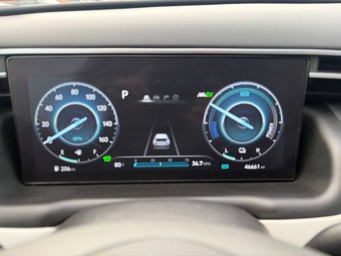 Certified 2024 Hyundai Tucson Limited AWD/4WD image 15