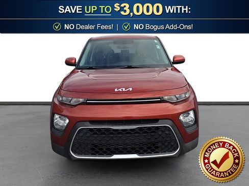 Used 2022 Kia Soul LX image 11