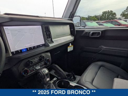 New 2025 Ford Bronco Badlands image 31