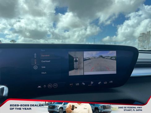 New 2026 Buick Enclave Preferred image 32