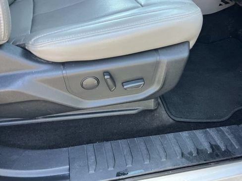 Used 2019 Ford F150 Lariat AWD/4WD image 25
