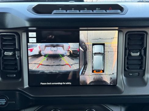Certified 2022 Ford Bronco Outer Banks w/ Sasquatch Package AWD/4WD image 4