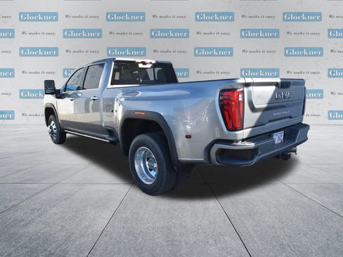 Used 2024 GMC Sierra 3500 Denali Ultimate AWD/4WD image 7