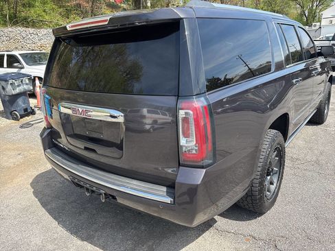 Used 2018 GMC Yukon XL Denali w/ Open Road Package image 11