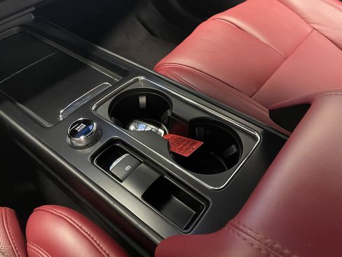 Used 2023 Lincoln Corsair Reserve w/ Equipment Group 202A image 15