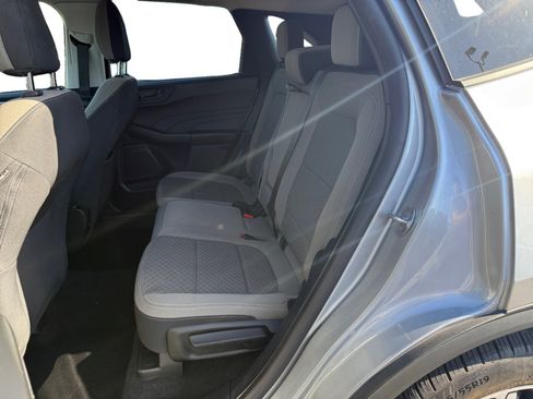 Certified 2022 Ford Escape SE w/ SE Sport Appearance Package FWD image 16