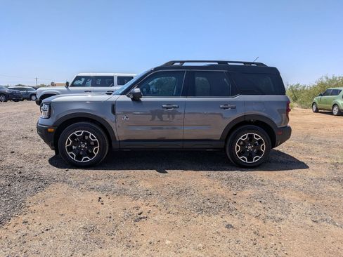 Used 2025 Ford Bronco Sport Outer Banks w/ Outer Banks Tech Package+ AWD/4WD image 8