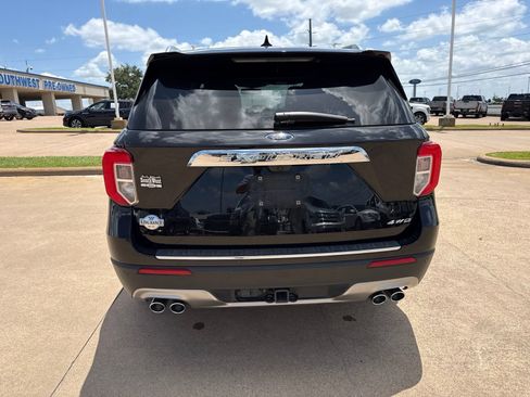 Used 2023 Ford Explorer King Ranch w/ Technology Package AWD/4WD image 6