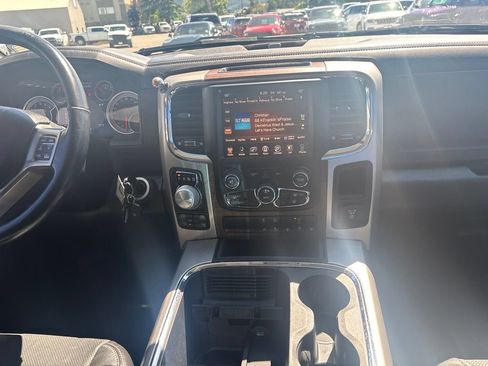 Used 2016 RAM 1500 Laramie AWD/4WD image 16