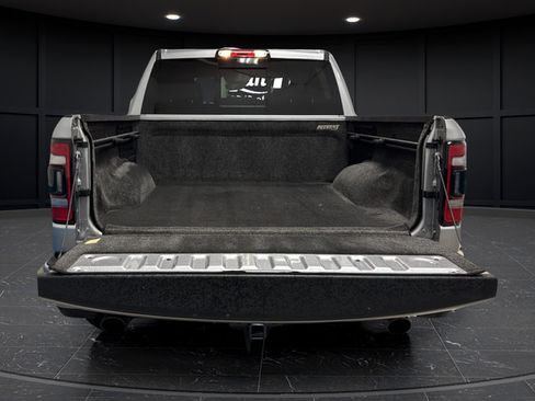 Used 2024 RAM 1500 Laramie AWD/4WD image 24