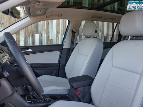 Used 2020 Volkswagen Tiguan SEL image 13