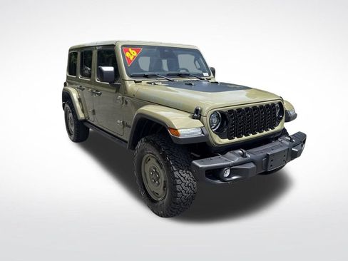 Used 2026 Jeep Wrangler Unlimited Sport AWD/4WD image 3