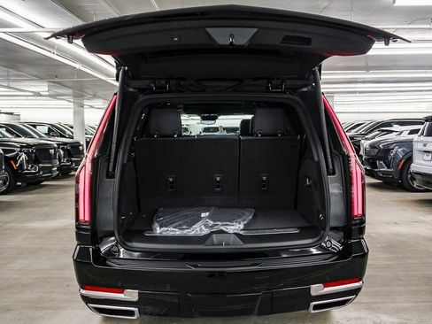 New 2026 Cadillac Escalade Luxury image 27