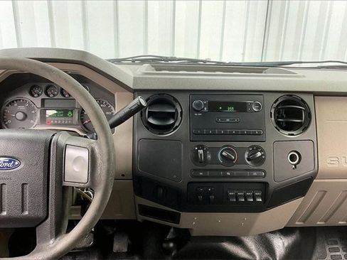 Used 2009 Ford F350 XL image 6