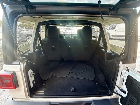 Used 2021 Jeep Wrangler Unlimited Sport image 29