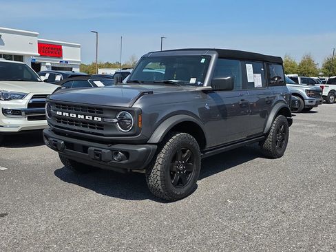 Used 2023 Ford Bronco Black Diamond AWD/4WD image 9